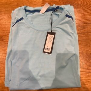 Rhone tshirt size L. Never worn